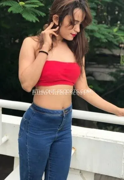 Athlone escorts Elizabeth — 1