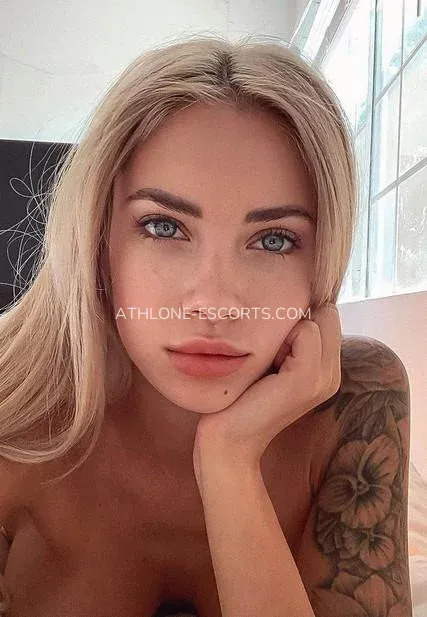 Athlone escorts Almudena — 5
