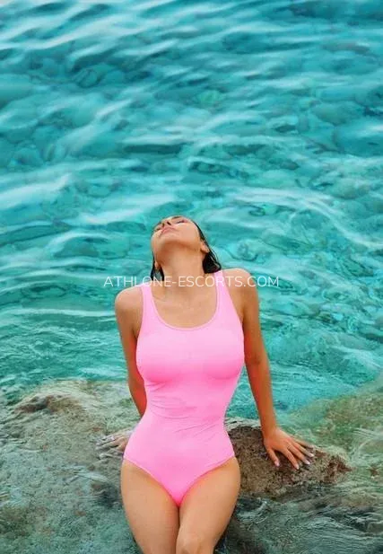 Athlone escorts Alexandria — 1