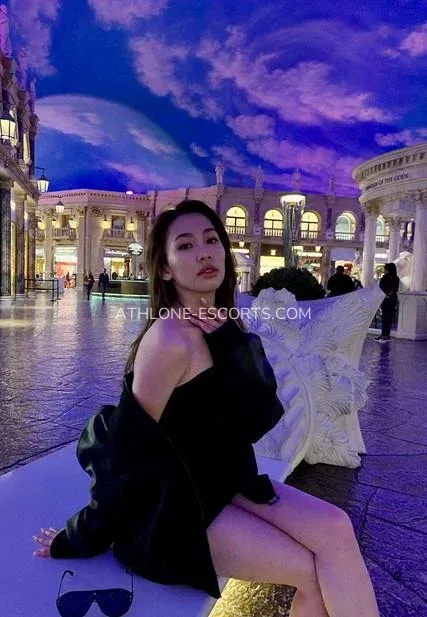 Athlone escorts Malin — 5