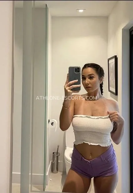 Athlone escorts Ella — 2