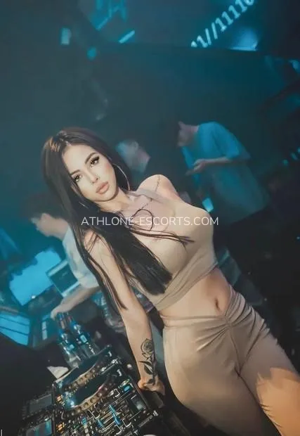 Athlone escorts Elizabeth — 2