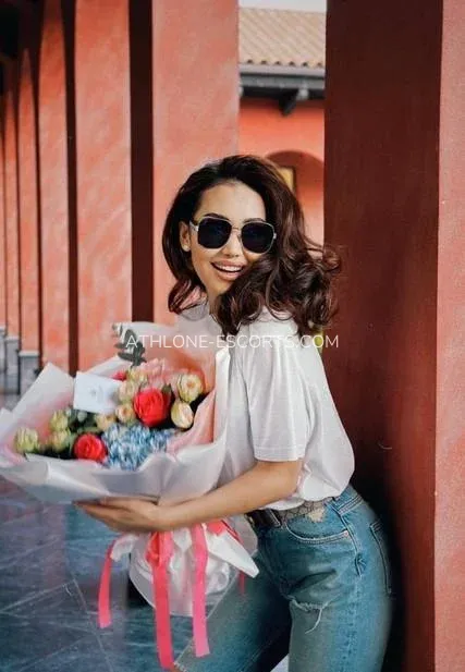 Athlone escorts Abril — 4