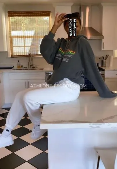Athlone escorts Klara — 3
