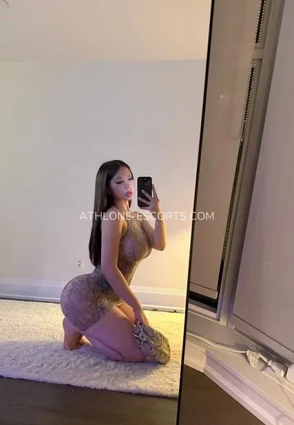 Athlone escorts Siv — 1
