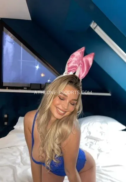 Athlone escorts Laura — 10