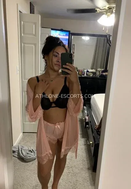Athlone escorts Sophie — 5