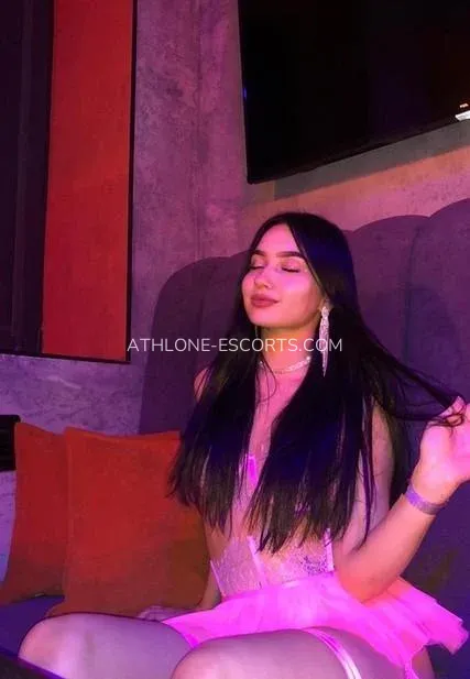 Athlone escorts Daniela — 7