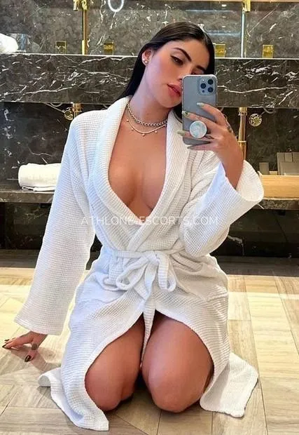 Athlone escorts Erica — 2
