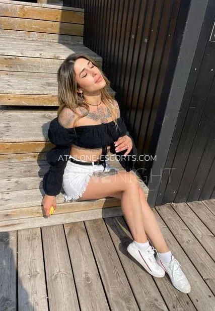 Athlone escorts Pamela — 8