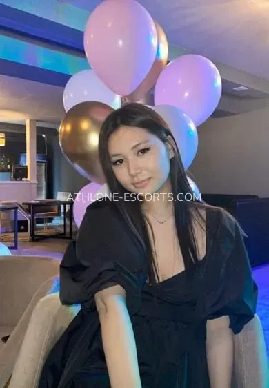 Athlone escorts Elin — 4