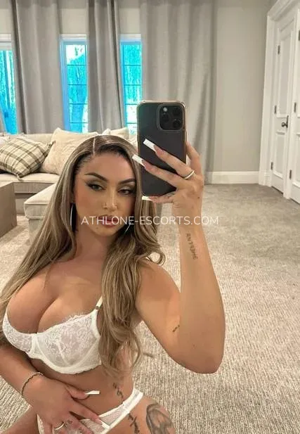 Athlone escorts Sofie — 4