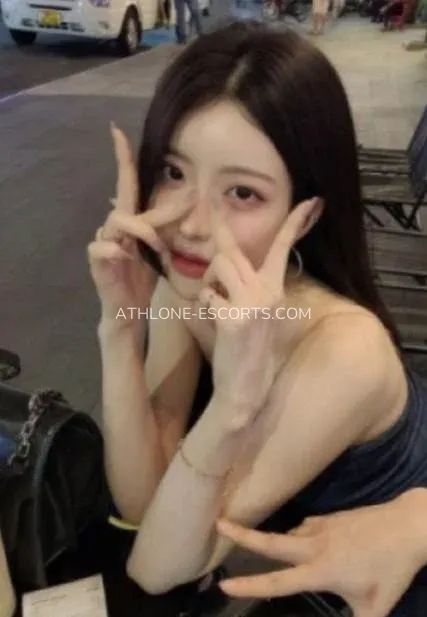 Athlone escorts Lena — 10