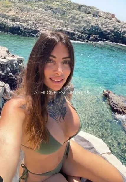 Athlone escorts Alexia — 3