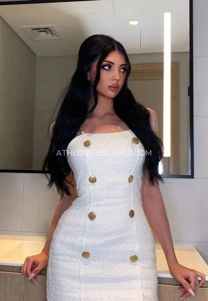 Athlone escorts Lindsay — 9