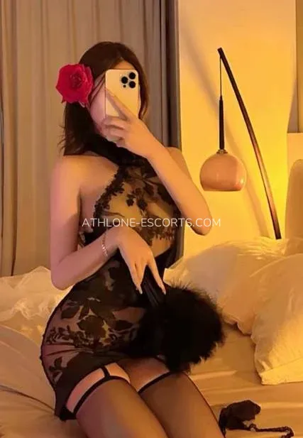 Athlone escorts Helena — 1