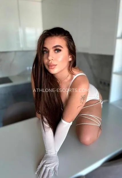 Athlone escorts Iliane — 2