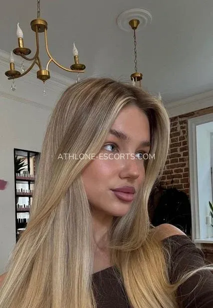 Athlone escorts Sofie — 3