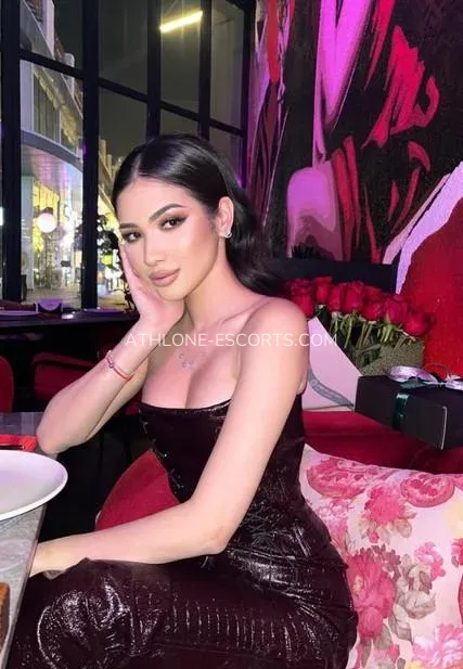 Athlone escorts Kendall — 9