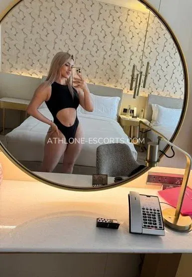 Athlone escorts Alexa — 4