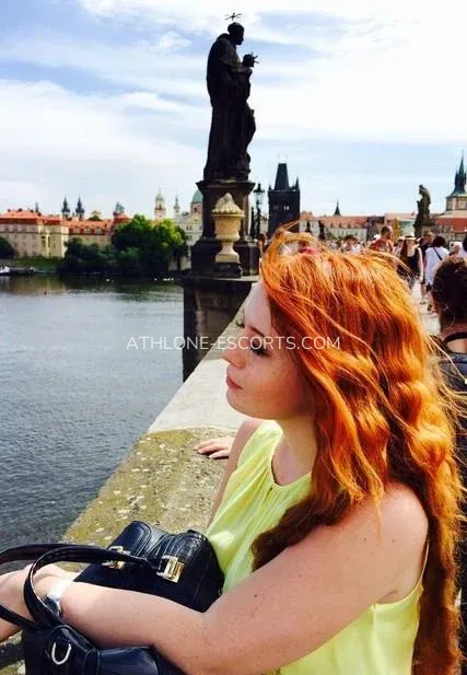 Athlone escorts Märta — 1