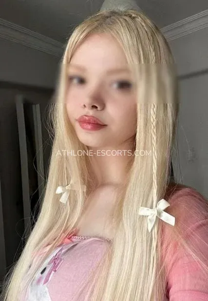 Athlone escorts Emelie — 4