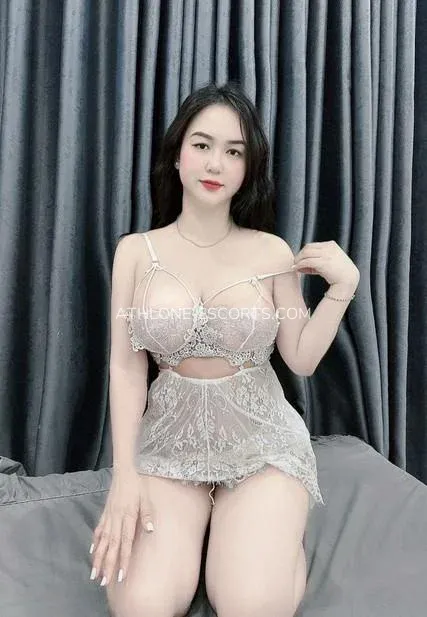 Athlone escorts Mallory — 4