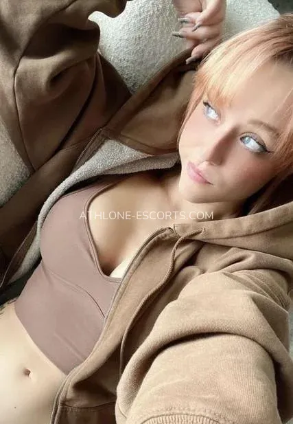 Athlone escorts Monica — 1