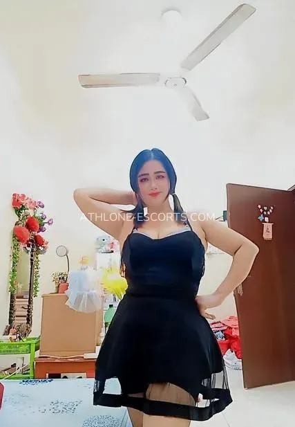 Athlone escorts Caroline — 9