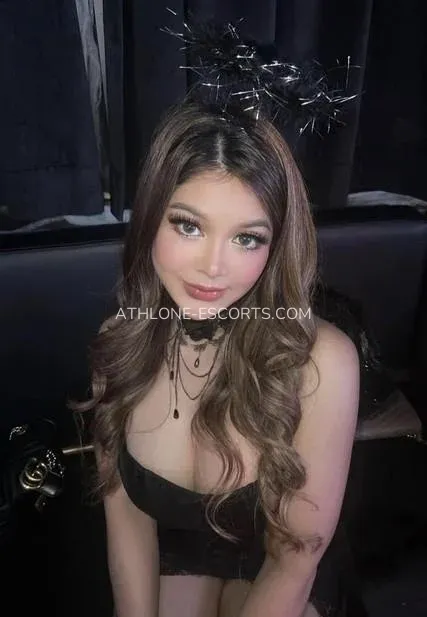 Athlone escorts Katherine — 1