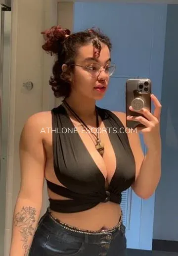 Athlone escorts Lily — 4