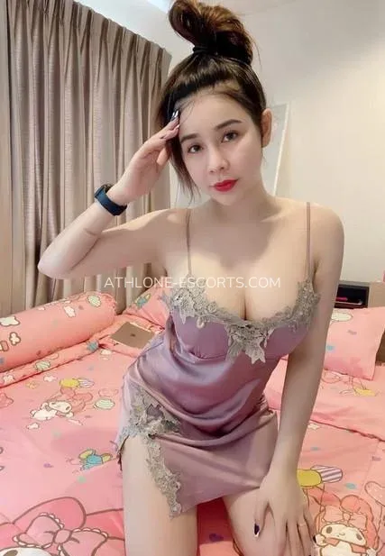 Athlone escorts Camryn — 5