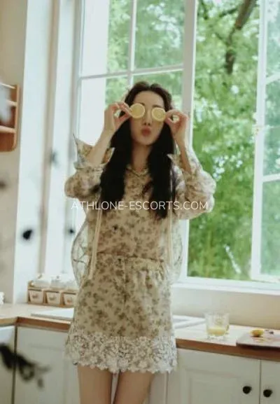 Athlone escorts Mia — 6