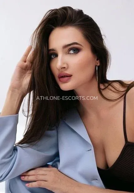 Athlone escorts Nicole — 4