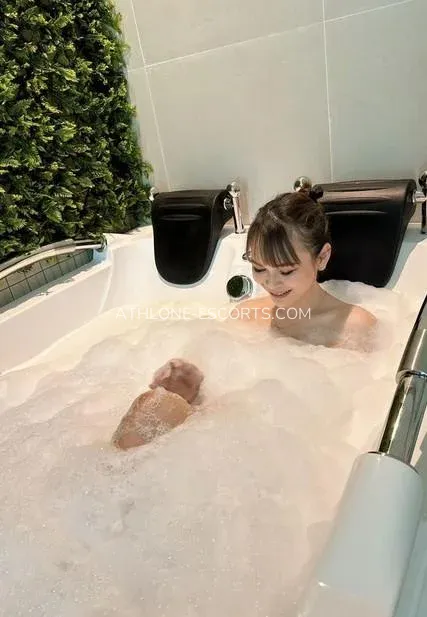 Athlone escorts Jenny — 1