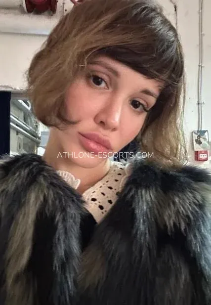 Athlone escorts Savannah — 5