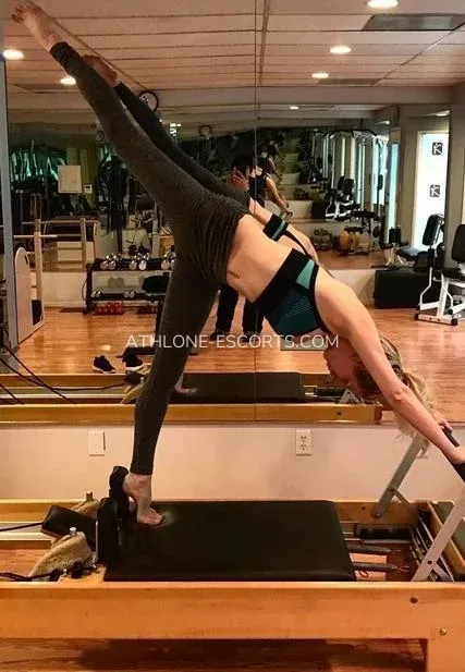 Athlone escorts Elsa — 1