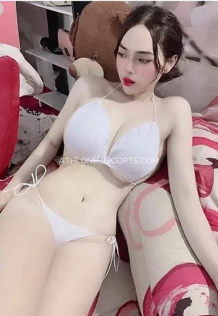Athlone escorts Yvonne — 1