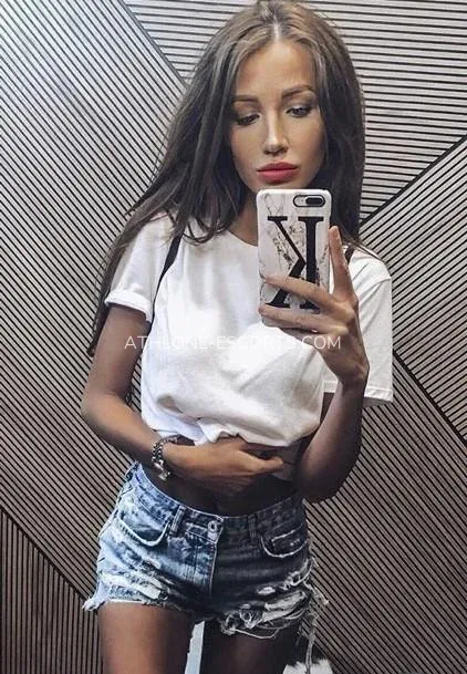 Athlone escorts Milagros — 4