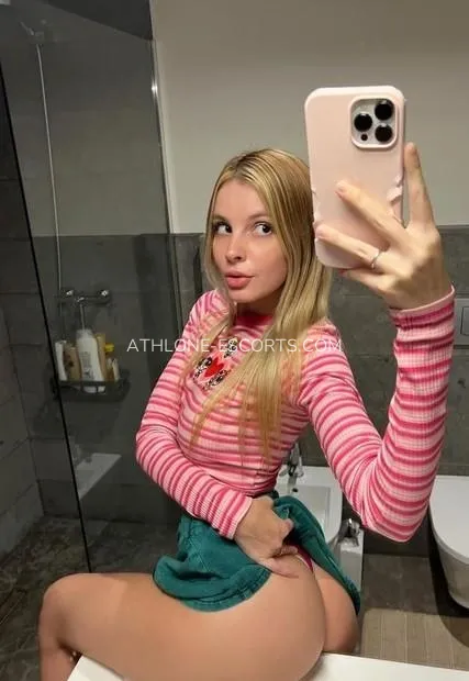 Athlone escorts Elise — 2