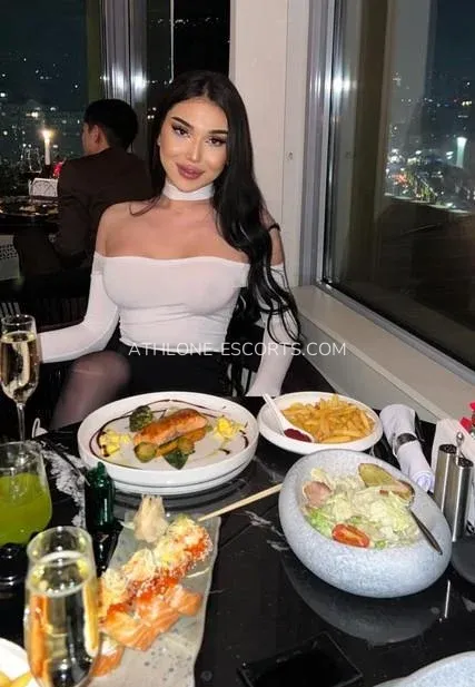 Athlone escorts Laura — 6