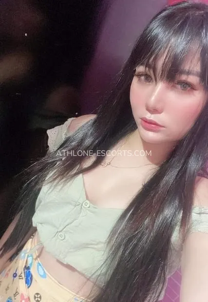 Athlone escorts Egle — 2