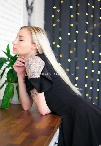 Athlone escorts Isabelle — 4