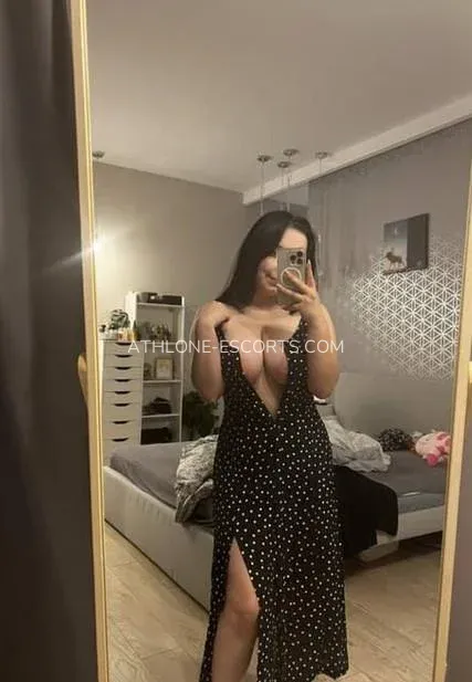 Athlone escorts Iliane — 1