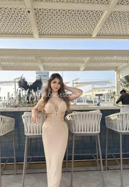 Athlone escorts Katherine — 3