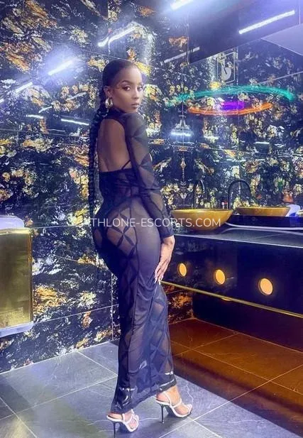 Athlone escorts Layla — 4