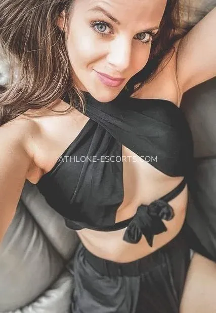Athlone escorts Daniela — 3