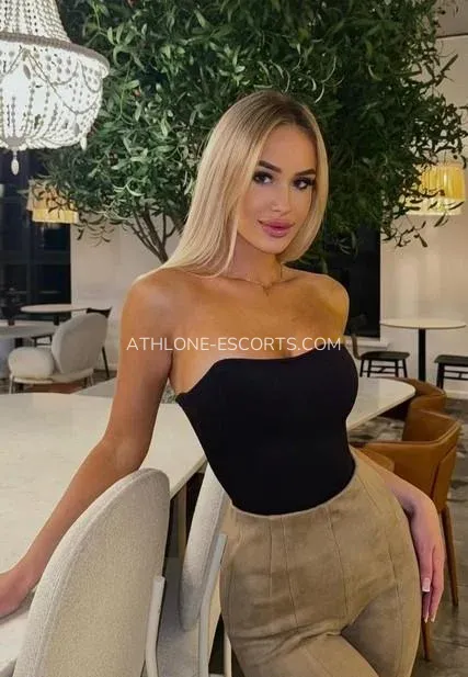 Athlone escorts Lavinia — 4