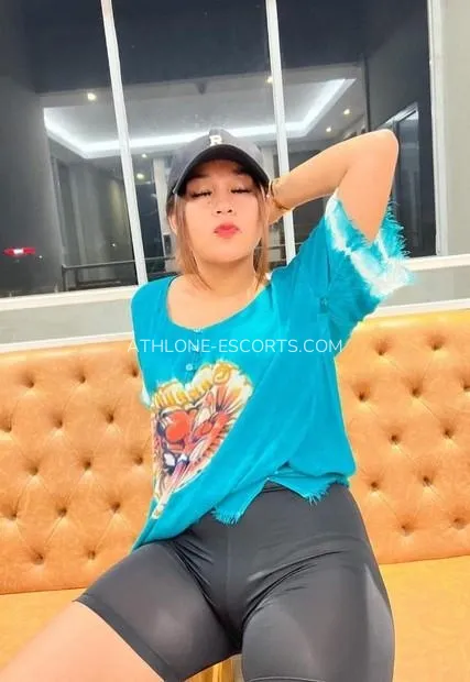 Athlone escorts Alexia — 2