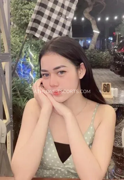 Athlone escorts Aniyah — 1